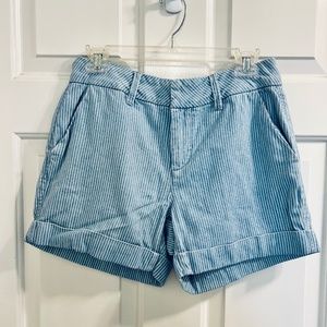 Dear John Hampton Shorts blue pin stripe size 27